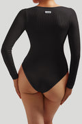 Body com Decote V Preto Zafire
