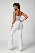 Conjunto com Blusa Gola Halter e Calça Flare Gelo Zafire